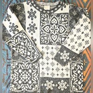 Vintage Needles &‎ Yarn Sweater